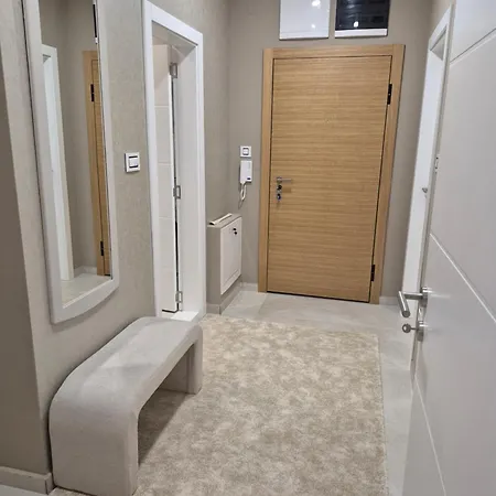 Vanilla Lux Apartment
